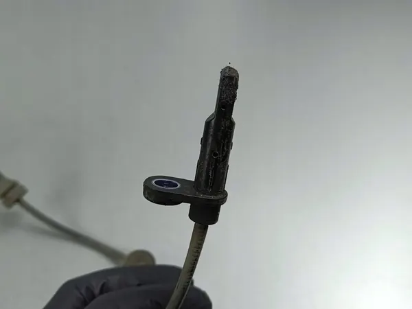 Sensor de velocidade da roda ABS Mitsubishi Outlander IV image 3