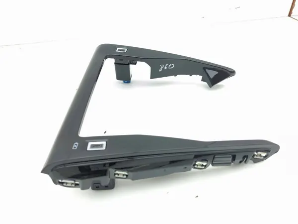 OEM 9831350VV Garniture console centrale Peugeot 2008 II image 3