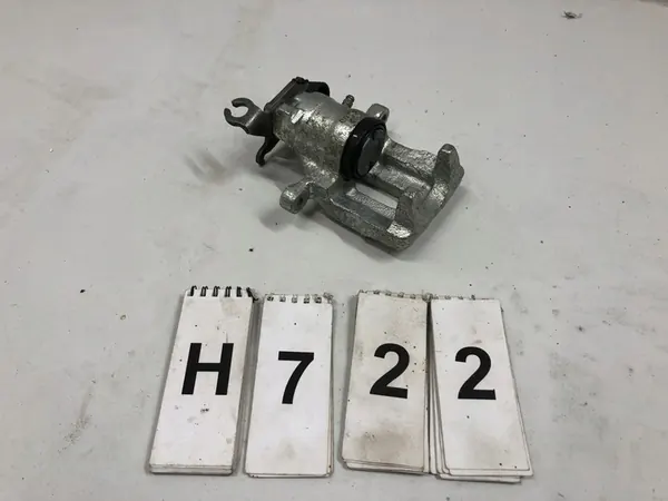 VOLVO S40 V40 Vasemman Takajarrusatula 98-04 image 2