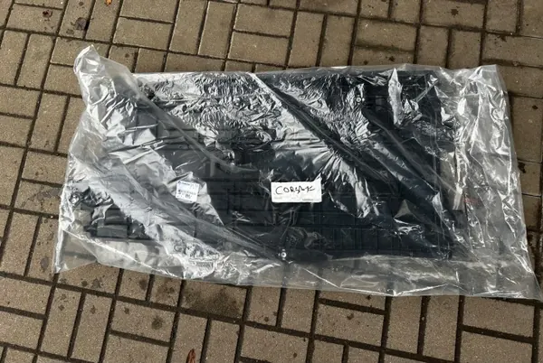 Oikea alustansuoja Opel Corsa F 9842390880 image 5