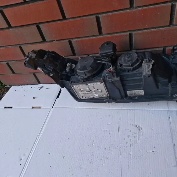 Farol Xenon Esquerdo Renault Laguna 2 OEM 89006908 image 6