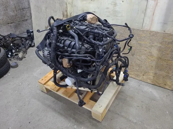 Begagnad Volvo B4164T motor för V40 2 2014 image 3