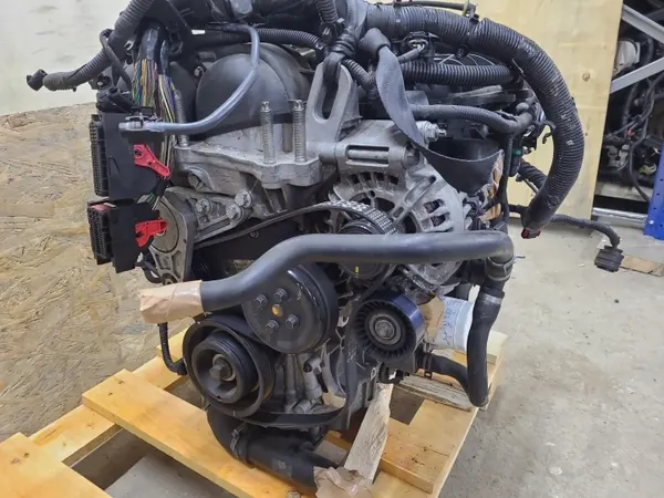 Begagnad Volvo B4164T motor för V40 2 2014 image 7