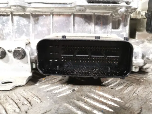 Hyundai Ioniq Spänningsomvandlare OEM FBZ16172 image 5
