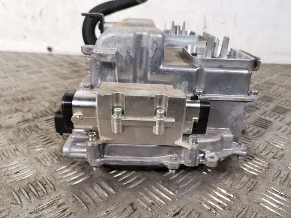 Hyundai Ioniq Spänningsomvandlare OEM FBZ16172 image 8