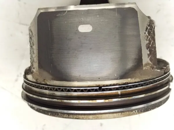 Bielle Piston 1.8 16V Volvo S40 II d'occasion image 3