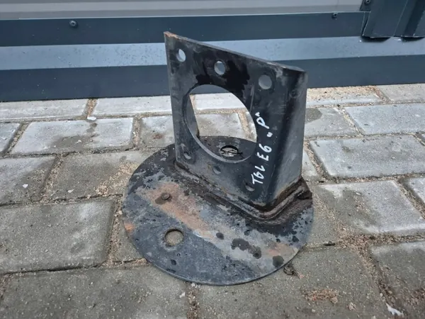 MAN TGL Hinterachse Luftfeder Montagegrundplatte OEM image 2
