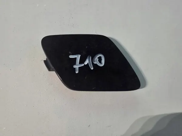 Volvo XC60 II dragkrokstäck OEM 32234960 - Begagnad image 2