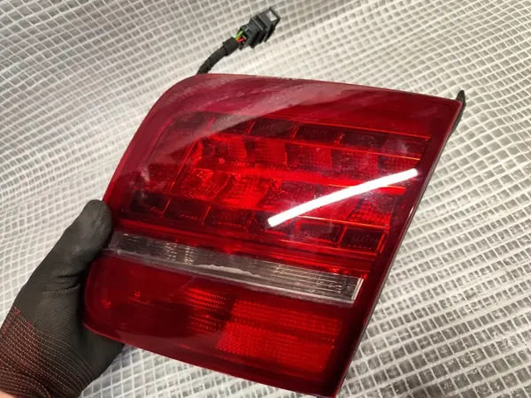 AUDI A8 D3 II Lift Lámpara Trasera Derecha OEM 4E0945094H image 3