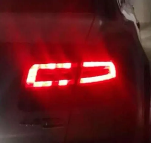 AUDI A8 D3 II Lift Lámpara Trasera Derecha OEM 4E0945094H image 7