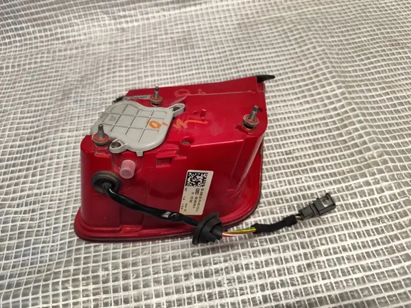 AUDI A8 D3 II Lift Lámpara Trasera Derecha OEM 4E0945094H image 9