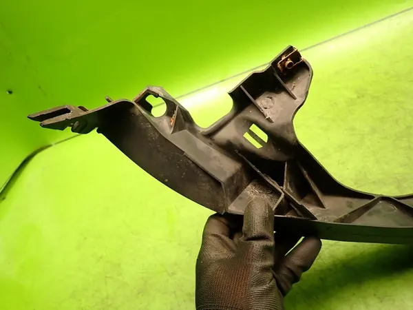 Deslizamento esquerdo para-choque farol BMW E81 LIFT 2009 OEM 7120823 image 6