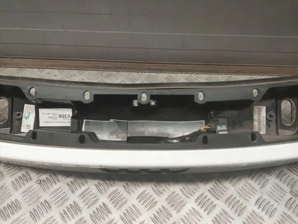 Audi A7 S7 Bagageluckfoder OEM 4G8827086M image 9