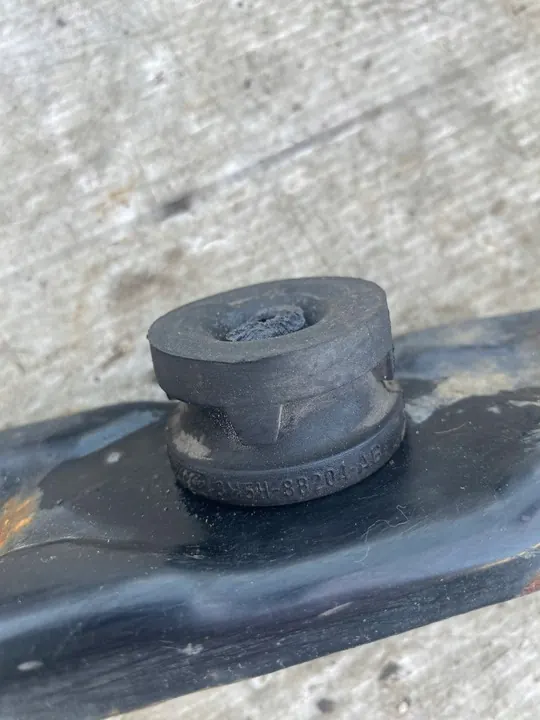 VOLVO V40 II Etupuskuradiatorin Tuki 3M5H-8B204-AB image 6