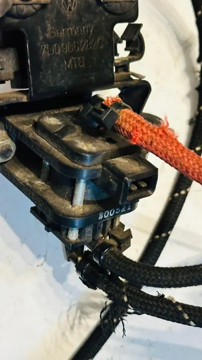 Turbo Venttiili Audi A4 B6 1.9 TDI 2.5 TDI VW Volvo, OEM 1H0906627 image 3