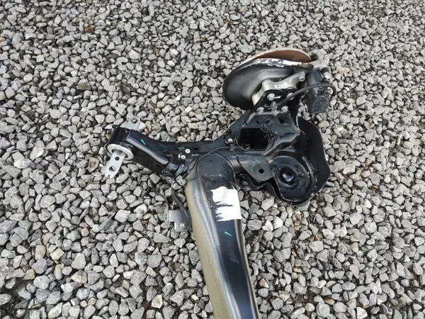 OEM OŚ BELKA TYŁ ZAWIESZENIE Achteras Peugeot 3008 II image 6
