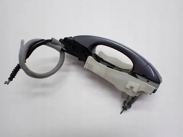 Framvänster Dörrhandtag OEM 5N0837885H Skoda Kodiaq image 3