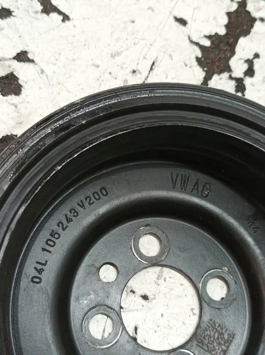 Polia 2.0 TDI Audi A3 III (2013-2020) 8V OEM 04L105243V200 image 2