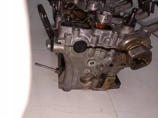 AUDI Q5 A4 A5 A6 Motorblok 06H103373J image 4