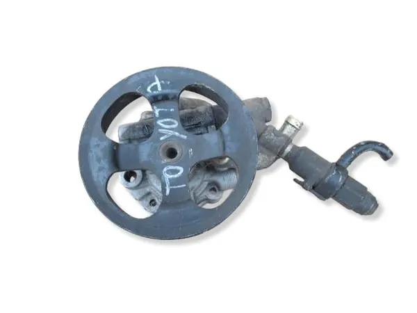 Pompe de direction assistée Toyota OEM TD0BDA - Occasion image 2