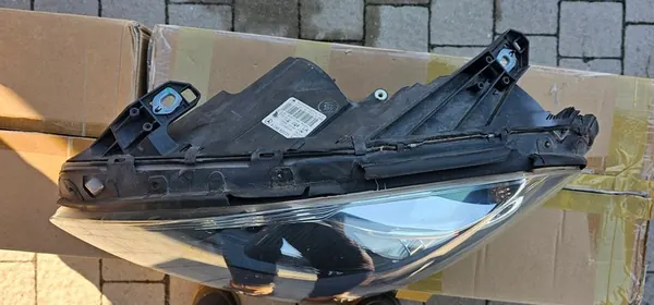 MERCEDES B-KLASA W246 11+ LINKER VOORSCHIJNWERFER A2468200161 image 2