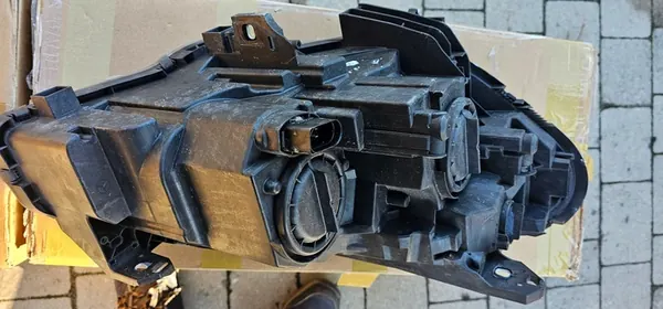 MERCEDES B-KLASA W246 11+ LINKER VOORSCHIJNWERFER A2468200161 image 3