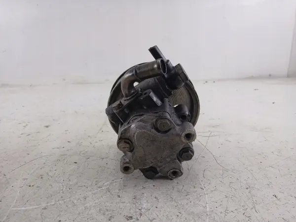 Bomba de direção assistida Audi OE 8E0145153 - Usada image 5