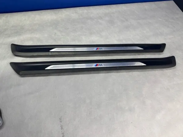 BMW M-paketti Kynnyssuojat OEM 8063799 8063800 image 2