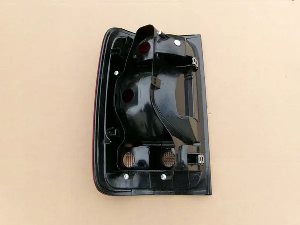 Höger bakljus VW Amarok Lift 13-18 EU image 2