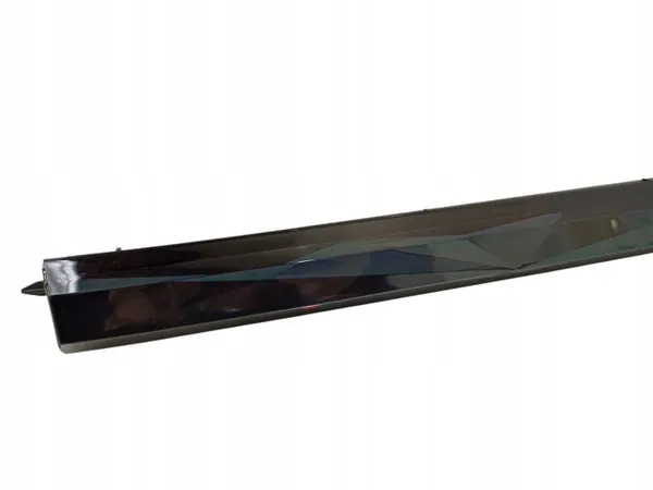 BMW 7 G70 Koristepaneeli OEM 5A98DC7 - Käytetty image 8