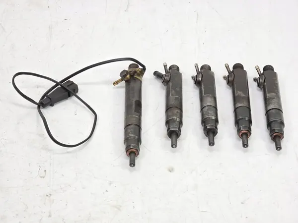 Set iniettori VW T4 LT 2.5 TDI 074130201C 074130202A image 3