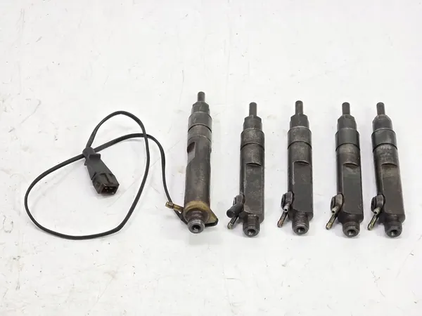 Set iniettori VW T4 LT 2.5 TDI 074130201C 074130202A image 7