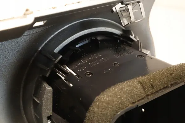 Grade de ventilação central OPEL CORSA D image 6