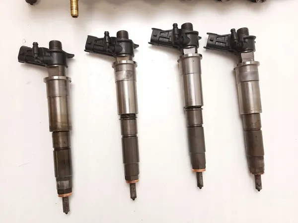 2008 Iveco Daily 35 - 40.10 Brandstofinjectieset 8200679828 image 10