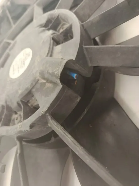 Ventilador del radiador delantero Ford Transit Custom OEM GK21-8C607-A image 3