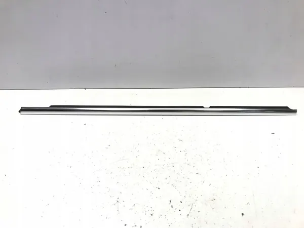 MERCEDES A W177 HB 2024 Hintere linke Fensterleiste A1777350300 image 1