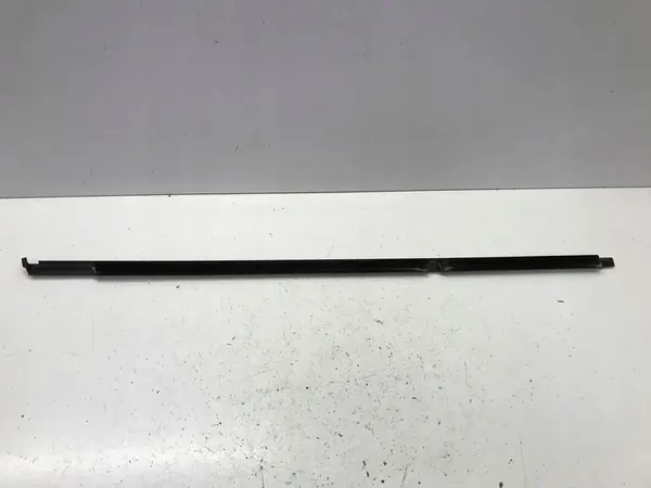 MERCEDES A W177 HB 2024 Hintere linke Fensterleiste A1777350300 image 5