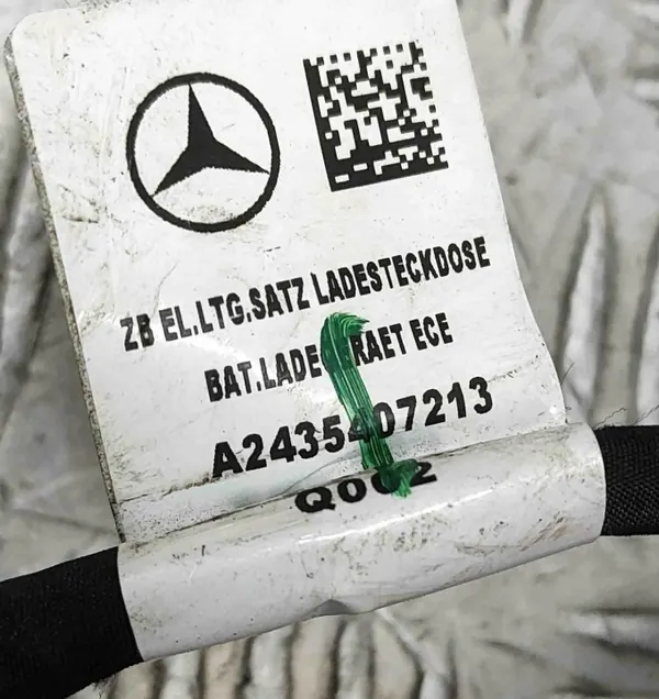 OEM A2435407213 Acculaderkabel - Mercedes-Benz image 9