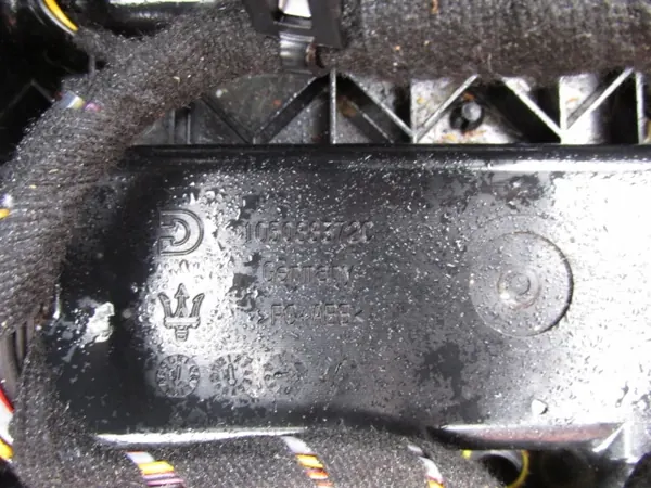 Maserati Ghibli III 2016 Armstöd OEM 1050883720 image 7