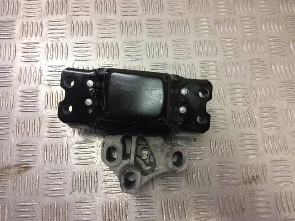 Soporte de motor AUDI Q3 2.0L Diesel 2016 5N0199555 image 7