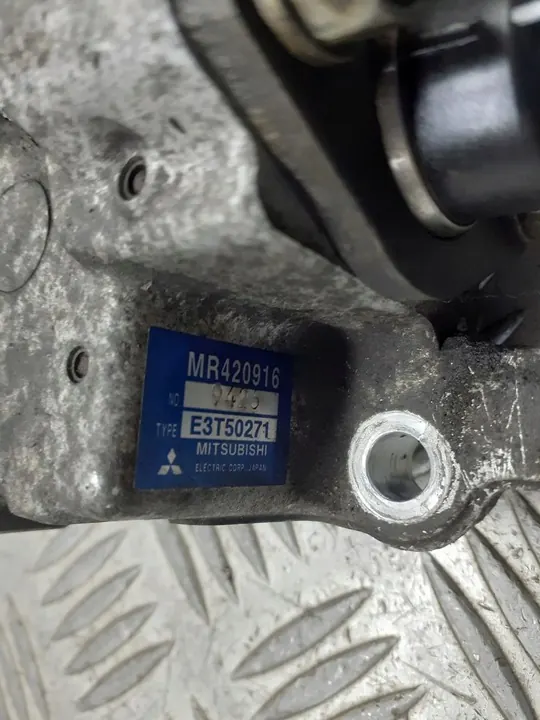 Distribuidor de Combustible Mitsubishi Carisma 1.8 GDI MR420916 E3T50271 image 3