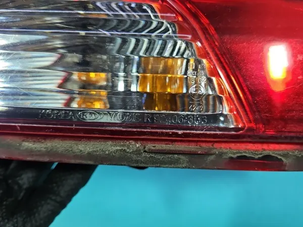 OEM 92406-3U3 Mistachterlicht Rechts Achter KIA Sportage III image 8