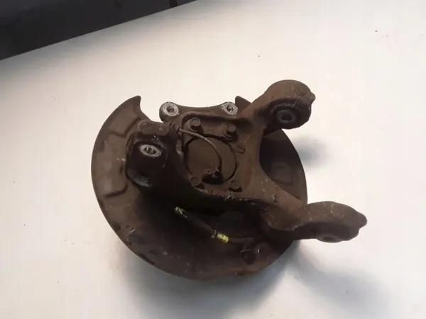 Buje rueda trasera Ford OEM 2306521 - Usado image 4