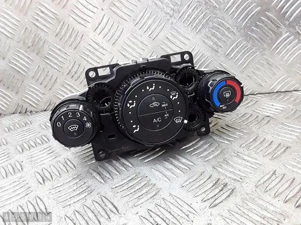 Module climatisation Ford Fiesta OEM C1B119980DC image 2