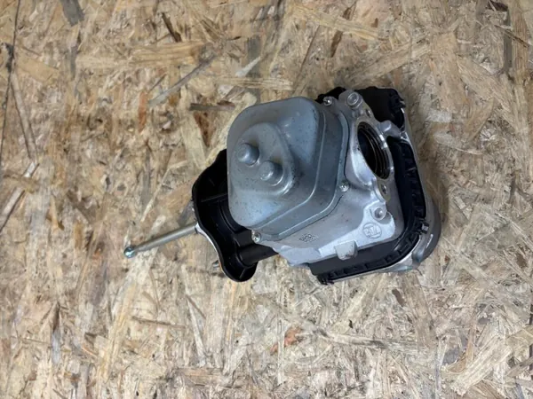 Bremsenpumpe VW ID4 OEM 1EB614105CG - Gebraucht image 2