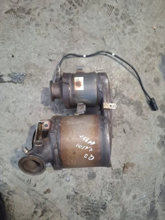 Catalizador/DPF Audi Q2 usado OEM 5Q0166AB image 2