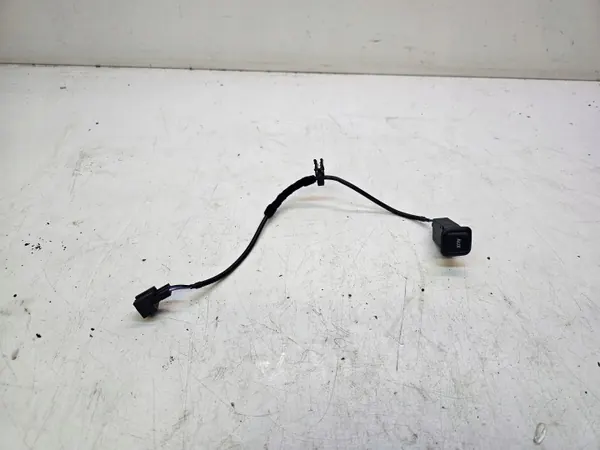Tomada Aux OEM 8R0035474 para Audi Q5 8R image 2