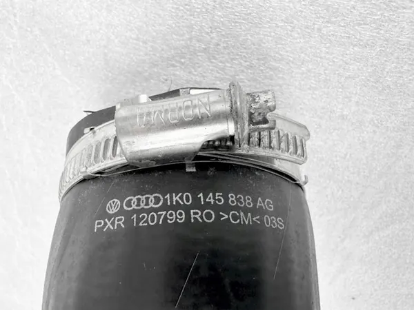 AUDI A3 8P 04- 1.8 TFSI Intercooler Luftrohr OEM image 4