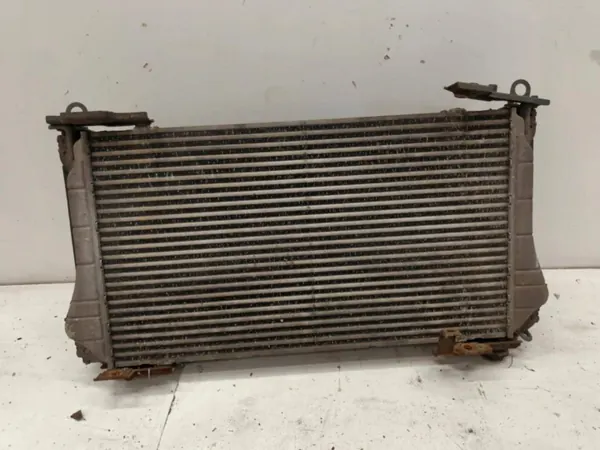 Radiator Toyota Avensis T27 OEM CYX163 2.0 Diesel image 2