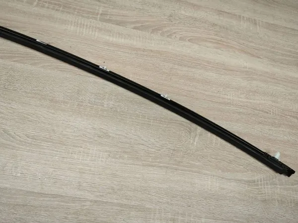 BMW G26 Shadowline kattolista oikea puoli OEM 7482990 image 8